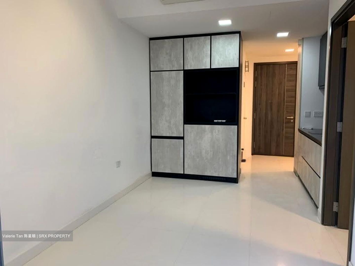 The Rise @ Oxley - Residences (D9), Apartment #619534881